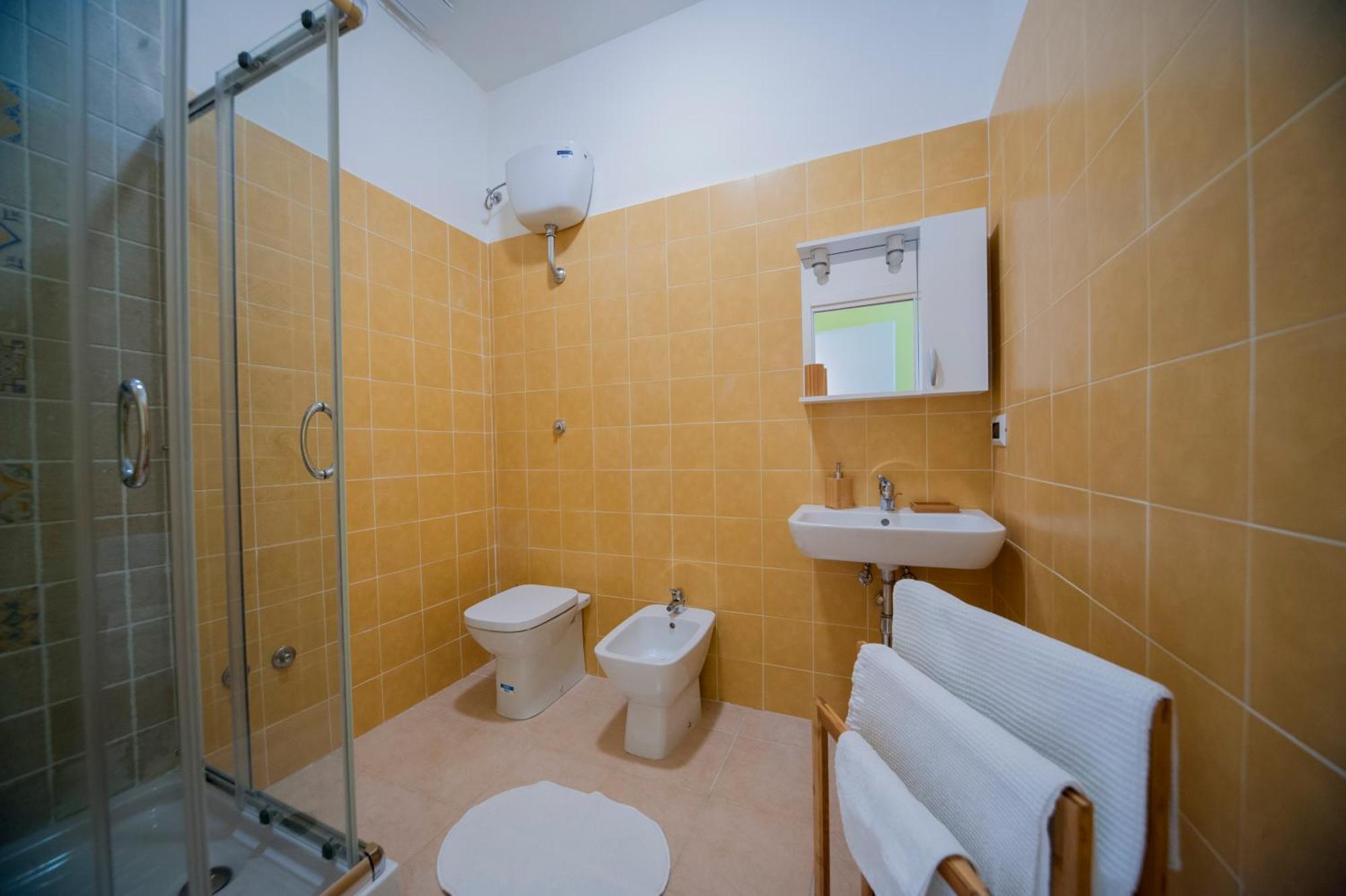 נאפולי B&B Ma.Li. מראה חיצוני תמונה